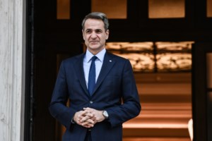 Τραγωδία στα Τέμπη: Η κυβέρνηση καλεί τον Καραμανλή να πάει στη Βουλή και να δώσει εξηγήσεις...Προφανώς έχει ευθύνη