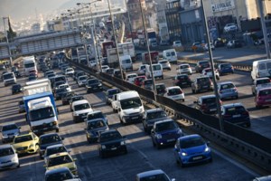 Θεσσαλονίκη: Με κουβάδες "σήκωσαν" κοσμηματοπωλείο σε 66 δευτερόλεπτα – Απίστευτο βίντεο