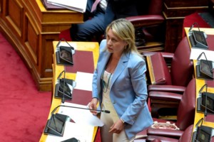 Ξέσπασμα Τατσόπουλου κατά Νατσιού για τον... Αδάμ και την Εύα: "Ανεκδιήγητος τύπος στη χώρα της φαιδράς πορτοκαλέας"