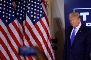 Κορονοϊός: Όχι Μπάιντεν στην απόφαση Τραμπ για άρση των ταξιδιωτικών περιορισμών στους Ευρωπαίους