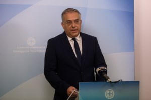 Άρπαξαν 40 εκατ. από τραπεζικούς λογαριασμούς μέσω ηλεκτρονικής απάτης- Σύσκεψη Θεοδωρικάκου - Στουρνάρα - εικόνα 2