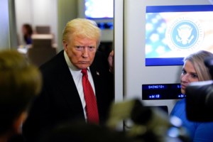 Τέλος και επίσημα το μεγαλύτερο shutdown στις ΗΠΑ: Ο Τραμπ υπέγραψε τον νόμο - "Δεν υποχωρούμε σε εκβιασμούς" - εικόνα 3