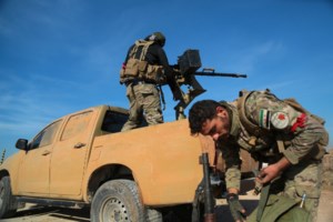 Το Χαλέπι στα χέρια των τζιχαντιστών: Βίντεο με την εισβολή σε παλάτι που θεωρείται ότι ανήκε στην οικογένεια του Άσαντ - εικόνα 5