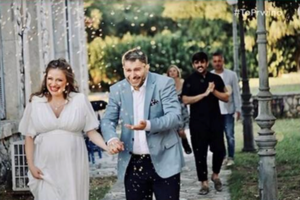 Ο Αλέξανδρος Μπουρδούμης έγινε πατέρας: Η πρώτη φωτογραφία του νεογέννητου και η συγκίνηση - εικόνα 4