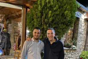 Ο Αλέξης Τσίπρας για τα όσα συμβαίνουν στον ΣΥΡΙΖΑ- Γιατί κάνει λόγο για "ανωριμότητα" και το βιβλίο που ετοιμάζει - εικόνα 2