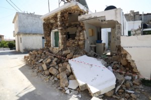 Αρκαλοχώρι: Γλίτωσε από θαύμα και μαγειρεύει για τους σεισμόπληκτους - Η συγκινητική ιστορία του Σάτζα Σπετίμ - εικόνα 4