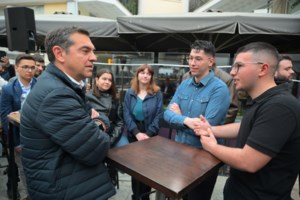 Τσίπρας: Γάμος για όλα τα ζευγάρια ανεξαρτήτως φύλου και δικαίωμα τεκνοθεσίας