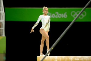 Σοκάρουν οι καταγγελίες πρώην αθλήτριας της ενόργανης: "Με έσερναν από τα μαλλιά, τα αυτιά μου είχαν ματώσει από το τράβηγμα"