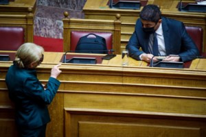 Αυγενάκης: "Κανένας εκφοβισμός από κανέναν, είμαστε δίπλα σας, μιλήστε άφοβα" - εικόνα 2