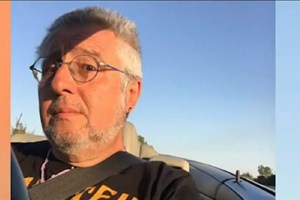 "Μύλος" με τον Στάθη Παναγιωτόπουλο και το ταξίδι στο Μεξικό: Εφυγε ή είναι στη Θεσσαλονίκη;