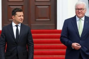 Ο Μπάιντεν ανακοίνωσε πρόσθετη στρατιωτική βοήθεια αξίας 800 εκατ. δολαρίων στο Κίεβο - Στέλνει και βαρέα όπλα