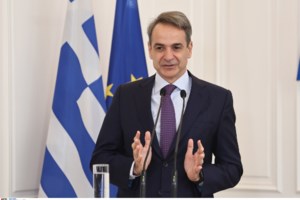 Τα "ευχαριστώ" Μητσοτάκη σε Σακελλαροπούλου στην τελευταία, ολίγον αμήχανη, συνάντησή τους στο Προεδρικό Μέγαρο - εικόνα 2