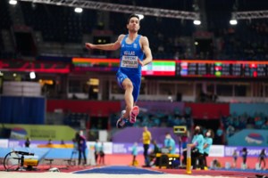 Μίλτος Τεντόγλου: "Νευρίασα μετά το πρώτο άκυρο άλμα" - Η υποδοχή στο αεροδρόμιο [βίντεο] - εικόνα 2