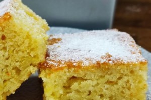 Συνταγή για το απόλυτο καλοκαιρινό πιάτο - Τέλεια στραπατσάδα με ντομάτες και φέτα