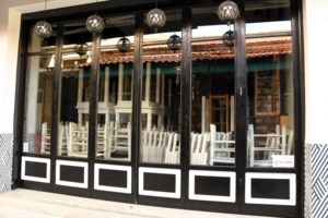 Lockdown: Στοπ στις πωλήσεις καλλυντικών από τα σούπερ μάρκετ - Ποια προϊόντα αφορά