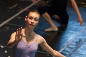 Πέθανε ο θρυλικός χορευτής και χορογράφος των Μπολσόι, Γιούρι Γκριγκορόβιτς: Ήταν 98 ετών - εικόνα 2