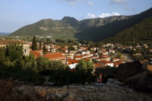 Εορταστικό ωράριο: Πώς θα λειτουργήσουν τα καταστήματα όλη τη Μεγάλη Εβδομάδα