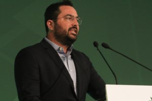 Ασλανίδης για Τέμπη: Η παρουσιάστρια της ΕΡΤ μού θύμισε παρουσιάστρια της Β. Κορέας - Ο Παπαδόπουλος έβγαλε επάξια τον μισθό του