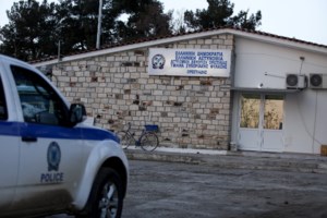 Έβρος: Τον "Σπύρο", τον "γραμματέα" και τον "κομάντο" ψάχνουν οι Αρχές-Πως δικαιολόγησαν τις συνομιλίες οι συνοριοφύλακες - εικόνα 2