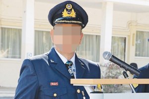 Κατασκοπεία: Με κατεβασμένο κεφάλι ο σμήναρχος στο Αεροδικείο - "Μίλησε" το κινητό, τα απόρρητα αρχεία στην Κίνα - εικόνα 3