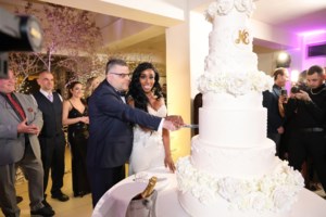 Λουκέτο σε γνωστό κλαμπ της Αθήνας που δεν έκοβε αποδείξεις - Για ποιο πρόκειται [βίντεο]