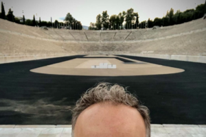 Χάρης Βαρθακούρης: Ετοιμάζει εκπομπή με την σύζυγο του Αντελίνα