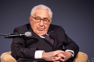 Μεντβέντεφ: Ο πόλεμος στην Ουκρανία θα διαρκέσει δεκαετίες - Θα εξαπολύσουμε προληπτικό πλήγμα αν το Κίεβο πάρει πυρηνικά