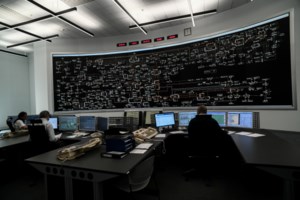 Εκτακτη σύσκεψη Χρυσοχοΐδη για τον καύσωνα - Οι οδηγίες για τα νοσοκομεία