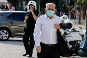 Σκάνδαλο Folli Follie: Σάλος με τα mail που φέρεται να εμπλέκουν πρώην υπουργούς και βουλευτές του ΣΥΡΙΖΑ