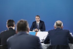 Εκλογές 2023: Η Ελένη Χρονοπούλου μιλά για τον Νίκο Ανδρουλάκη, το ΠΑΣΟΚ και τη ζωή στις Βρυξέλλες - εικόνα 2