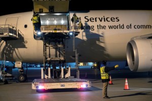 Κορονοϊός - Εξελίξεις: ΕΕ και κυβερνήσεις πιέζουν τον Ευρωπαϊκό Οργανισμό Φαρμάκων για έγκριση του εμβολίου της Pfizer - εικόνα 2