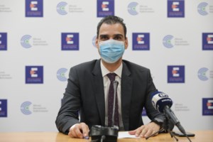 Λουράντος για AstraZeneca: Ο κόσμος έρχεται έντρομος σε εμάς να του αλλάξουμε τη 2η δόση