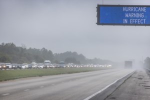 Ο τυφώνας Μίλτον πλησιάζει τη Φλόριντα: "Γράψτε με μαρκαδόρο το όνομά σας στο μπράτσο σας" - Μακάβρια προειδοποίηση - εικόνα 5