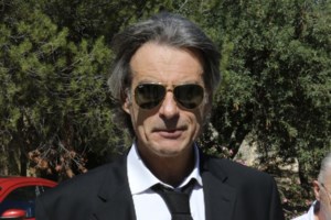 Μαίρη Χρονοπούλου: Θρίλερ για το πού ήθελε να σκορπιστεί η τέφρα της - Τι υποστηρίζουν οι φίλοι και ο πνευματικός της - εικόνα 2