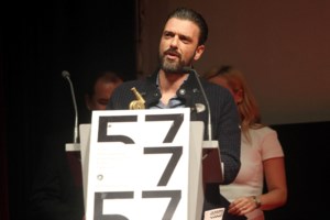Ολοι οι ηθοποιοί στο πλευρό του Μπιμπίλα μετά το "μέτριος ηθοποιός" του Λιγνάδη - Κύμα συμπαράστασης στα social media - εικόνα 18