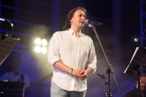 Γιάννης Κότσιρας: Γι'αυτό έβαλα τον πατέρα μου να πληρώσει την πρώτη φορά που με άκουσε - εικόνα 2