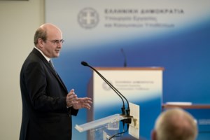 Ψηφίσθηκε κατά πλειοψηφία στην επιτροπή το νομοσχέδιο για τα Ναυπηγεία Ελευσίνας