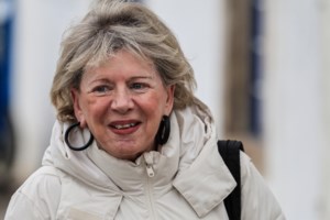 Σάλος με την Κυριακή Αδαμίδου του ΣΥΡΙΖΑ: Στην αφίσα για τη διαδήλωση για τα Τέμπη έβαλε την πολιτική της φωτογραφία- Τι είπε η ίδια - εικόνα 2