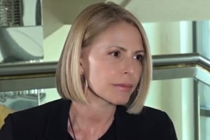 Τζένη Μπαλατσινού - Βασίλης Κικίλιας: Η πιο γλυκιά φωτογραφία με τον γιο τους - Τα παιχνίδια στην εξοχή