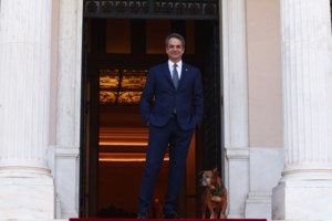 Στη "δίνη" του πολέμου τα καύσιμα: Αγωνία για τον πληθωρισμό Απριλίου και νέο ράλι τιμών στις αντλίες - εικόνα 2