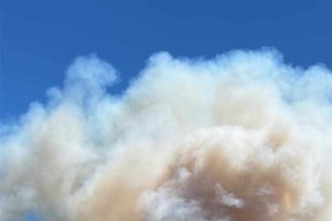 Διάσπαρτες εστίες στην πυρκαγιά στην Κρυόβρυση Πτολεμαΐδας - Καλύτερη εικόνα στο Λουτράκι Πέλλας