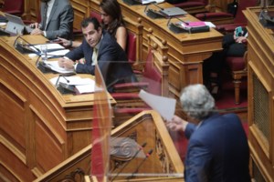 Φλωρίδης σε ΣΥΡΙΖΑ: Οι αλλαγές που ψηφίσατε αθώωσαν 5000 κακούργους - Πολάκης: Γελωτοποιέ του Μητσοτάκη - εικόνα 2