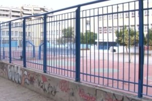 Επίθεση με καδρόνια σε δομή φιλοξενίας ανήλικων προσφύγων στα Σεπόλια - Κατεπείγουσα έρευνα από την Εισαγγελία