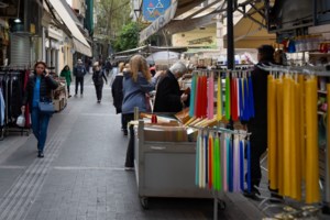 Χαμός στα λιμάνια από την έξοδο των εκδρομέων του Πάσχα - Στο 95% η πληρότητα για Κυκλάδες