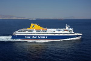 Νεκρός 45χρονος ναυτικός του "BLUE STAR CHIOS" - Έχασε τις αισθήσεις του μέσα στο πλοίο