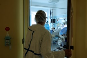 Κορονοϊός: Σε ύφεση για 2η συνεχόμενη εβδομάδα η πανδημία στην Ελλάδα - Τα ενεργά κρούσματα πάντως ξεπερνούν τα 50.000 - εικόνα 2