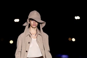 In Denim We Trust : Αυτές είναι οι πιο δυνατές τζην τάσεις του φθινοπώρου