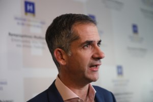 ΣΥΡΙΖΑ: Οι πρώτες υποψηφιότητες που θα στηρίξει στις Περιφέρειες - Ο Γκλέτσος για Στερεά Ελλάδα