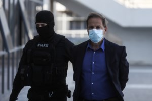 Δίκη Λιγνάδη: Τα ερωτικά mail της πρώην συντρόφου του - "Ερχομαι στην πυλωτή να κατεβάσουμε τα βρακιά μας και να..."