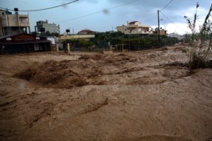 Κακοκαιρία "Διομήδης": 37χρονος Ιρανός ο νεκρός στις Σέρρες - Άκαρπες οι έρευνες για την 24χρονη σύζυγό του